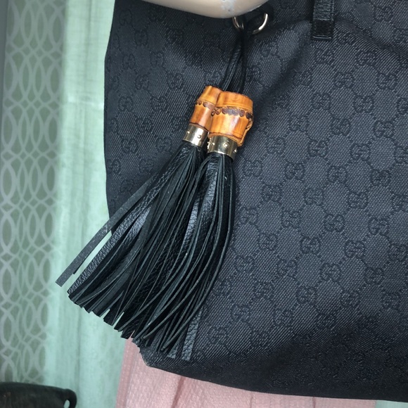 Athentic Gucci Tote leather tassels - Picture 6 of 14